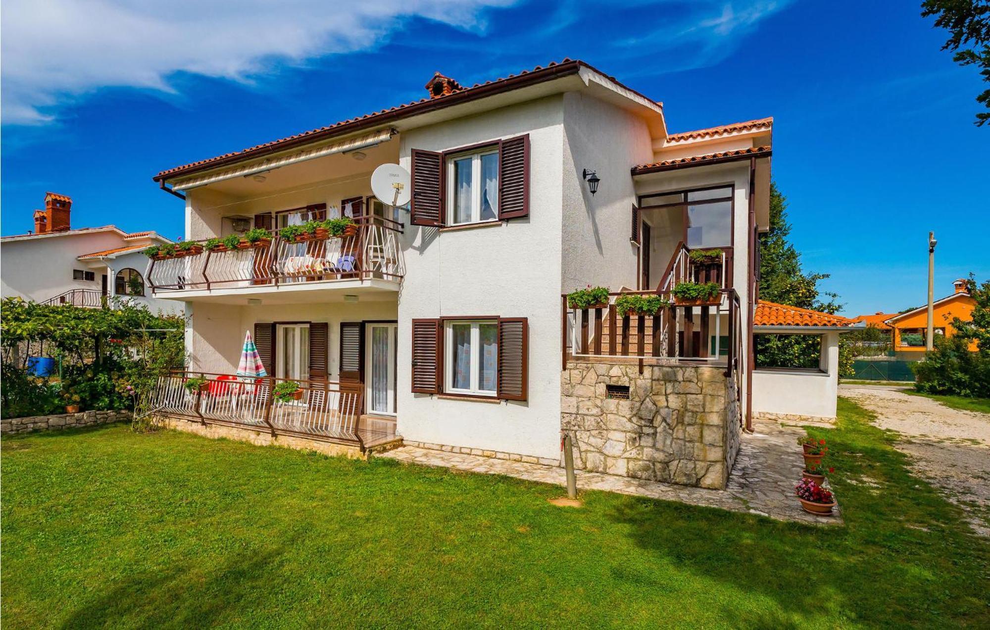 Awesome Apartment In Labin With Wifi Raša Exteriér fotografie